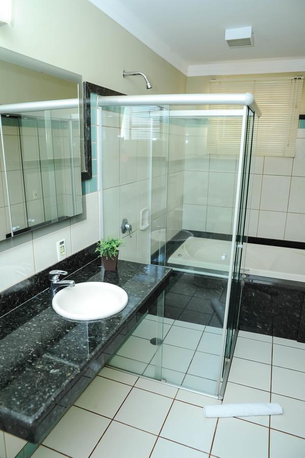 Hotel Paranoa Guaíra Εξωτερικό φωτογραφία