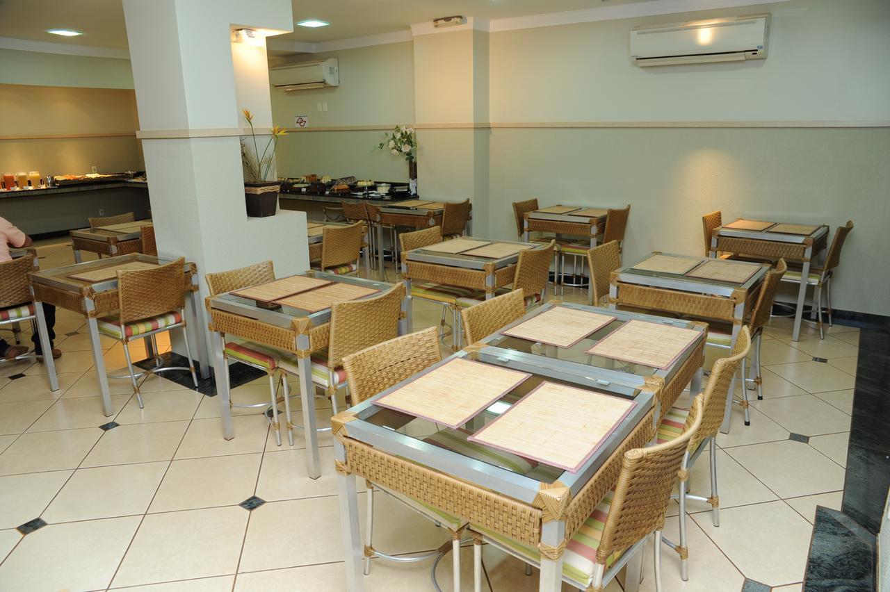 Hotel Paranoa Guaíra Εξωτερικό φωτογραφία